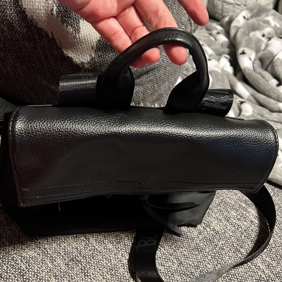 NWOT BOTKIER NEW YORK Trigger Backpack - Picture 4 of 10